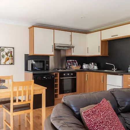 Clover 10 Lodge, Yellowtop Country Park * סלבי