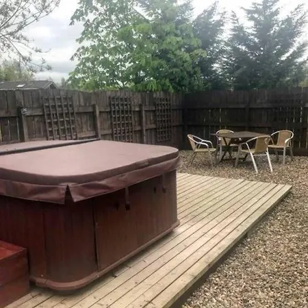 Clover 10 Lodge, Yellowtop Country Park Selby
