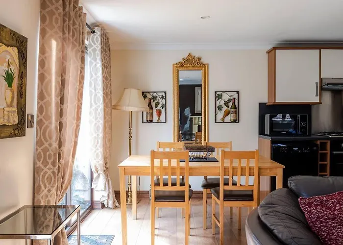 Clover 10 - Yellowtop Country Park - Hot Tub - Yorkshire *